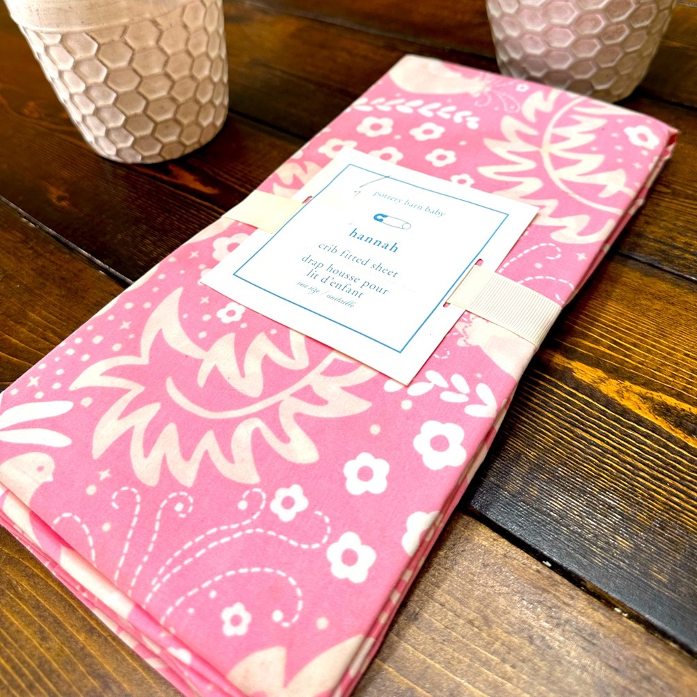 Pottery Barn Baby Pink and White Floral Crib Sheet - Hannah - New With Tags